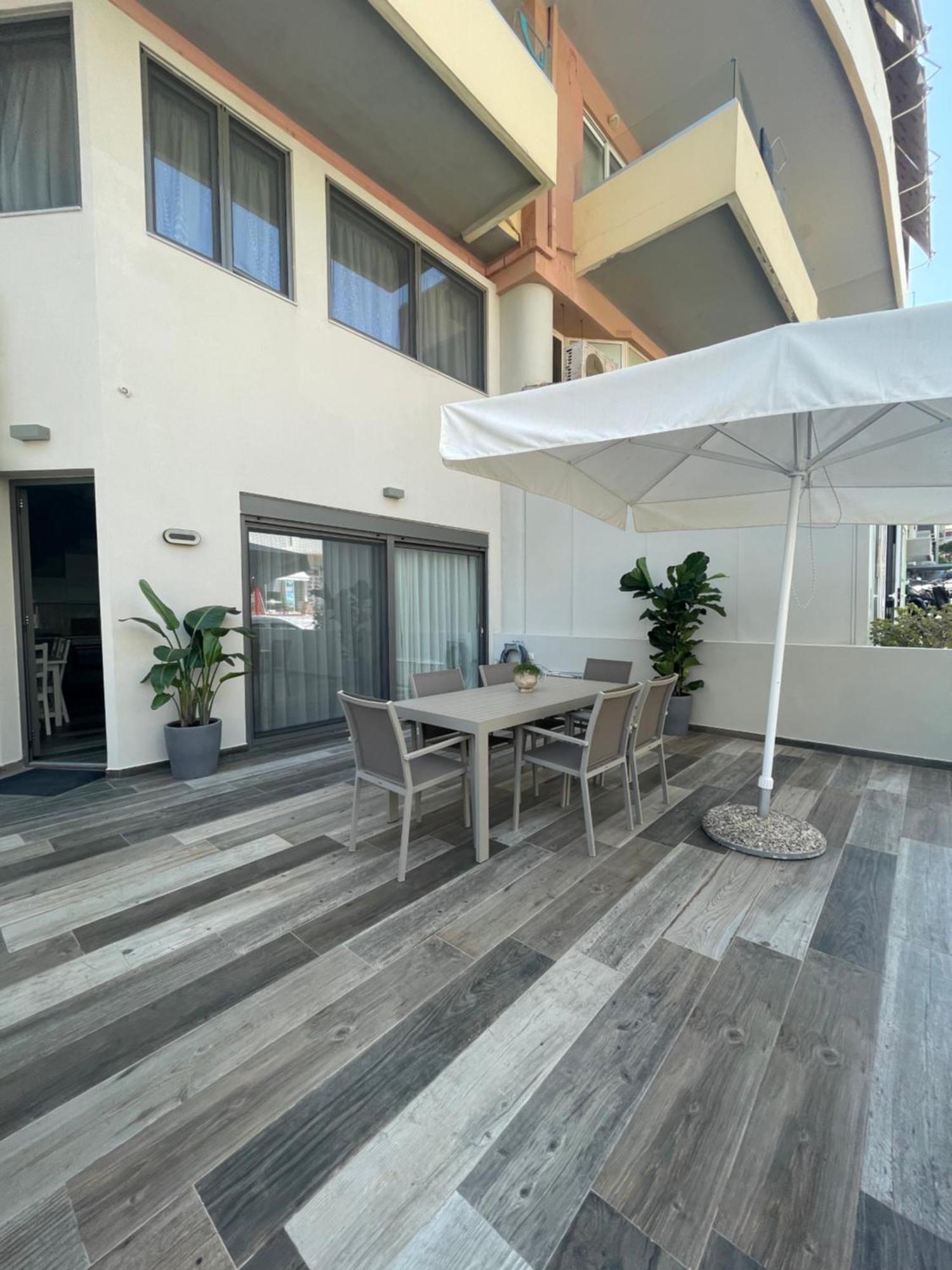 Aelia Luxury Beach House 레팀노 외부 사진